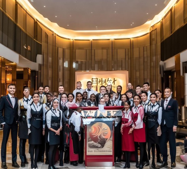 Announcing Our New Dining服务员 Team at 宣威酒店 Announcing Our New Dining服务员 Team at 宣威酒店