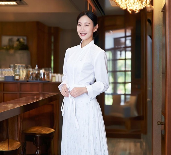 工作服，酒店餐饮服务员的必备选择