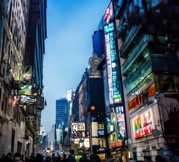亿融酒店餐饮服务,品质与创新的结合,从高端到日常的午餐体验 亿融酒店餐饮服务,品质与创新的结合,从高端到日常的午餐体验